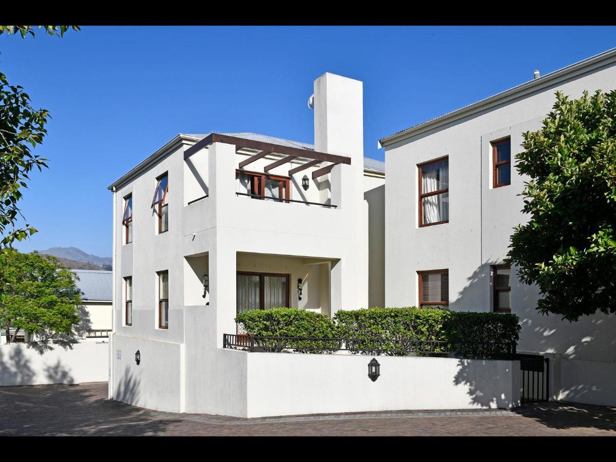 Apartamento Sorbonne 1 - No Loadshedding Franschhoek Exterior foto